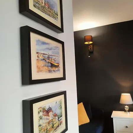 Apartman - Plaza W Zasiegu Reki, Promenada Wzdluz Morza Prowadzaca Do Mola, Pyszne Jedzenie W Poblizu - Karlikowska 13b 5 - 3 Min Do Plazy *